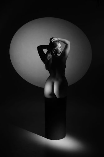 @lindoliiina + @poetryphotos