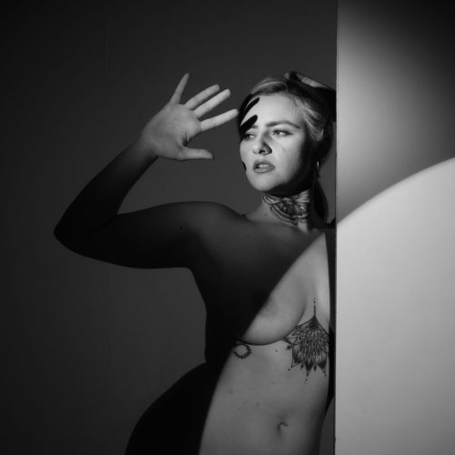 @lindoliiina + @poetryphotos